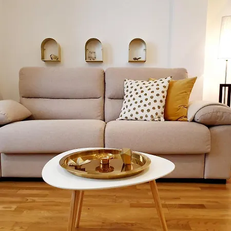 Apartment Sherryflat Moneo - Parking